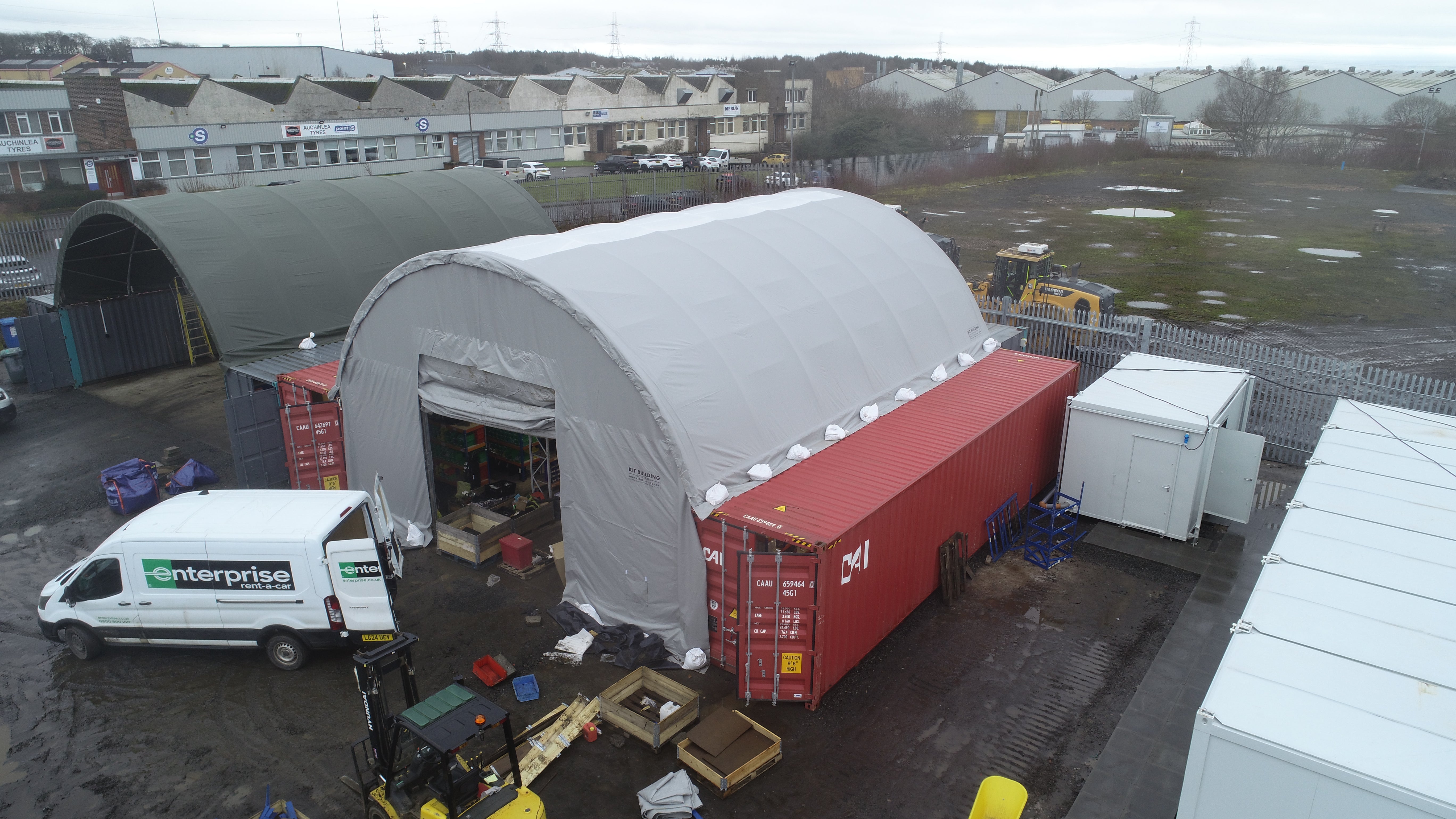 Containerluifels - 26ft x 40ft x 10ft (8m x 12m x 3m)