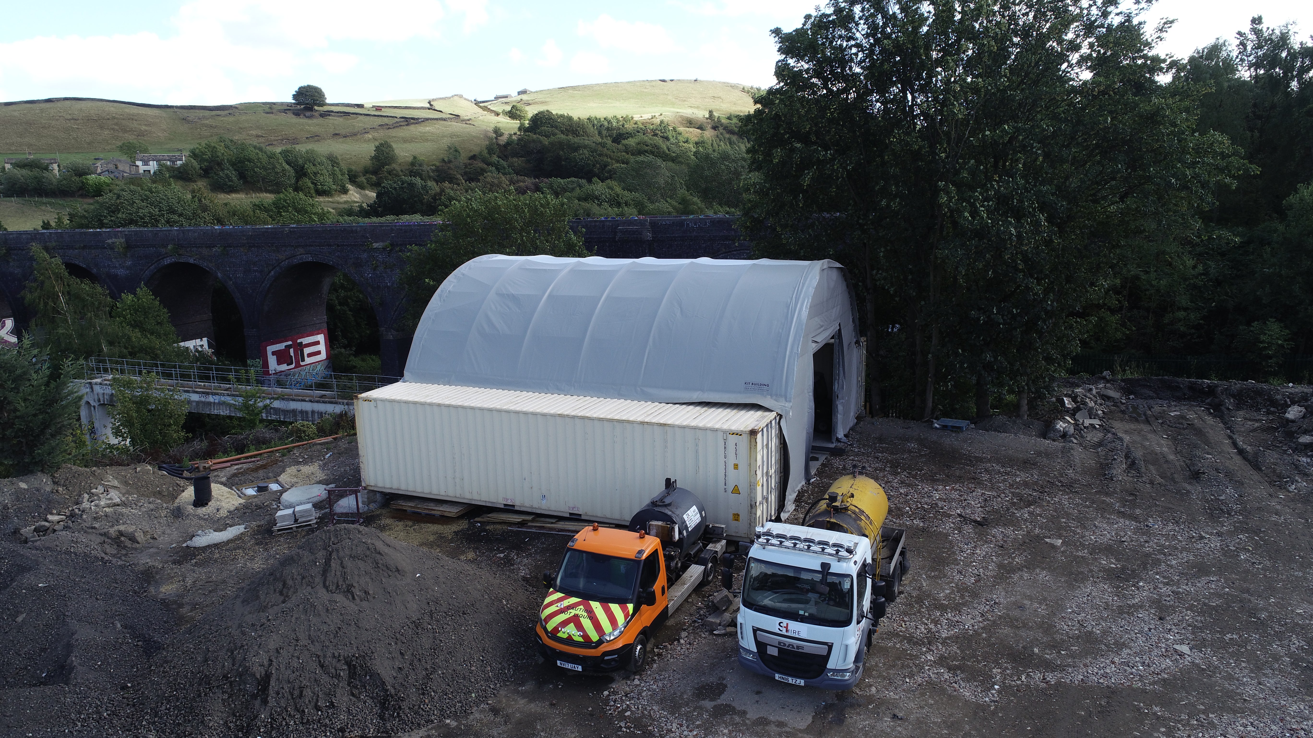 Containerluifels - 33ft x 40ft x 12ft (10m x 12m x 3,6m)