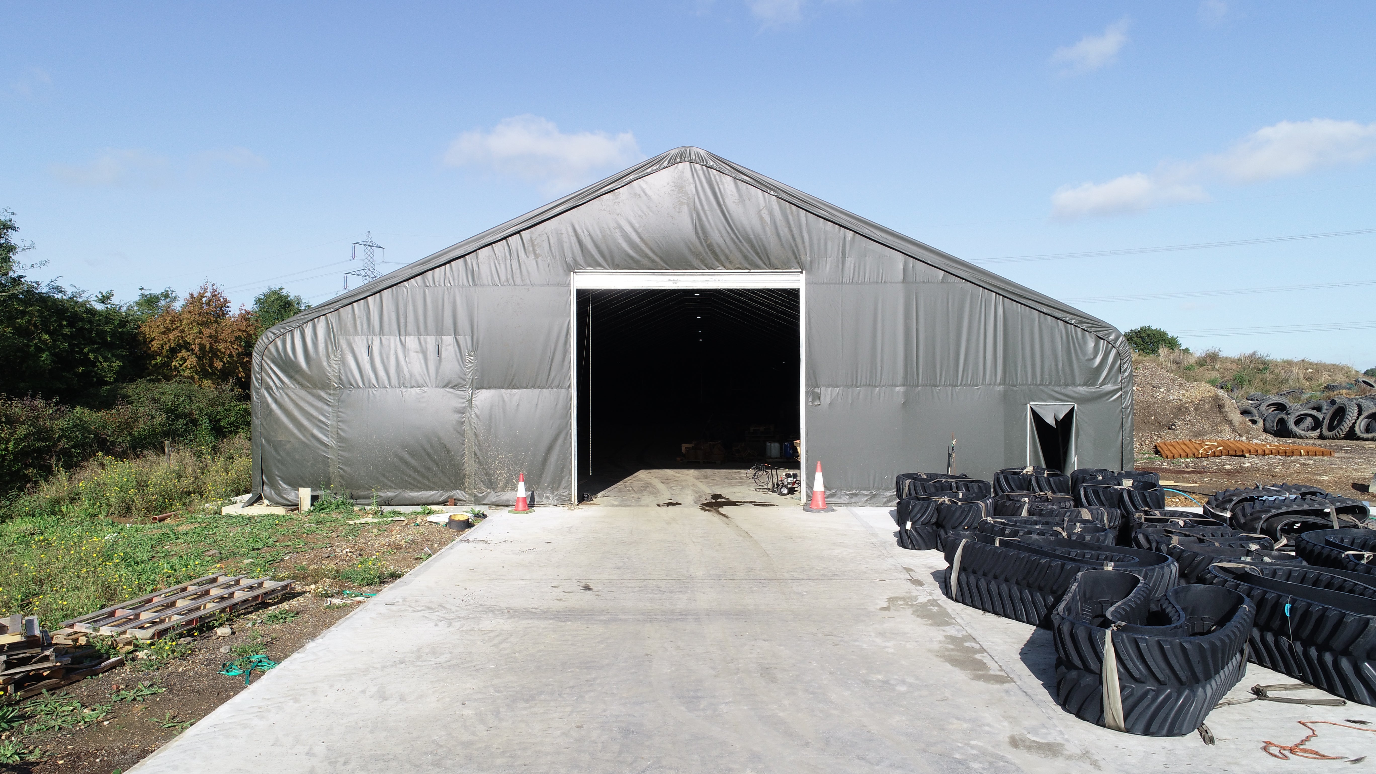 Essential Factors to Consider While Installing Temporary Warehouse Buildings